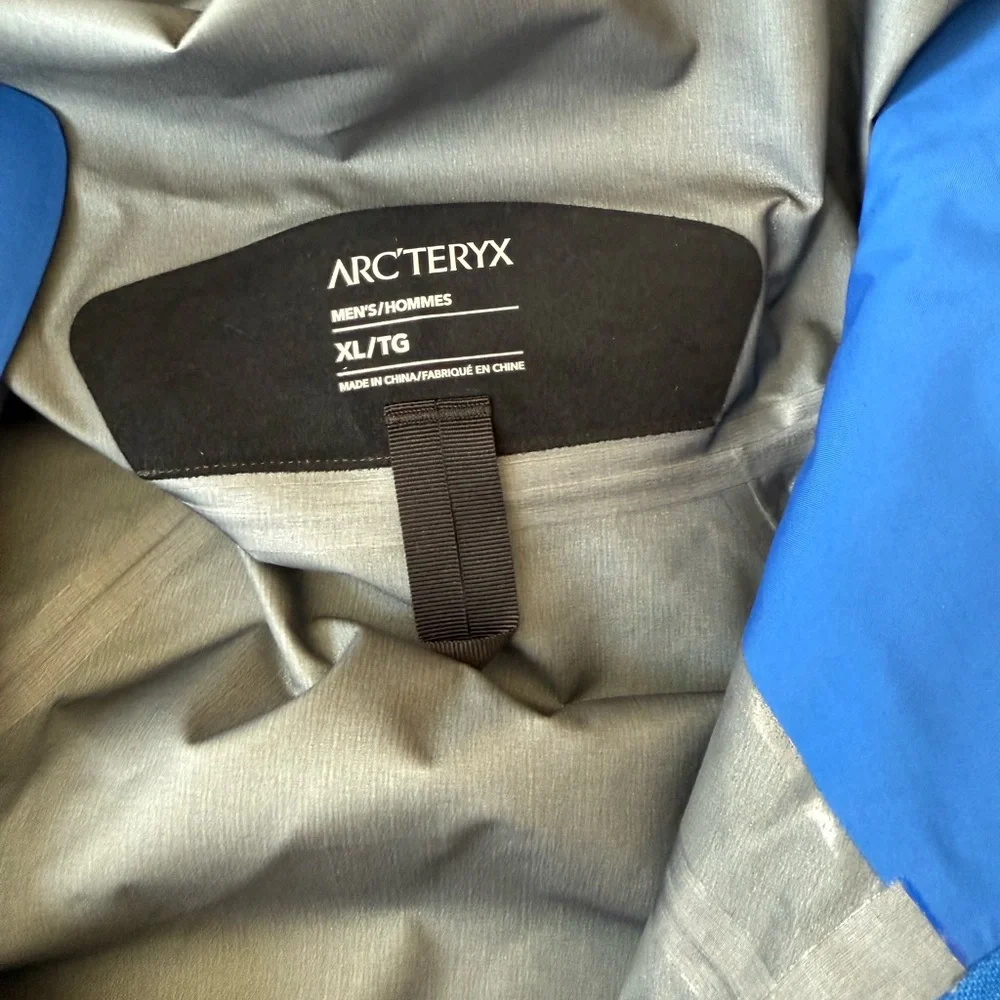 Arc'teryx Rush Men's XL in Vitality Blue - Picture 3 of 5